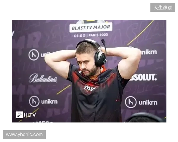 希勒评英超23轮最佳阵容:姆伯莫领衔,格伊、埃斯特旺在列