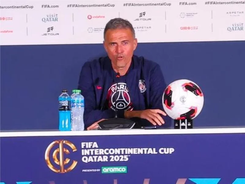 恩里克:阿什拉夫具备出战的条件;踢纽卡我们需要把控好局势